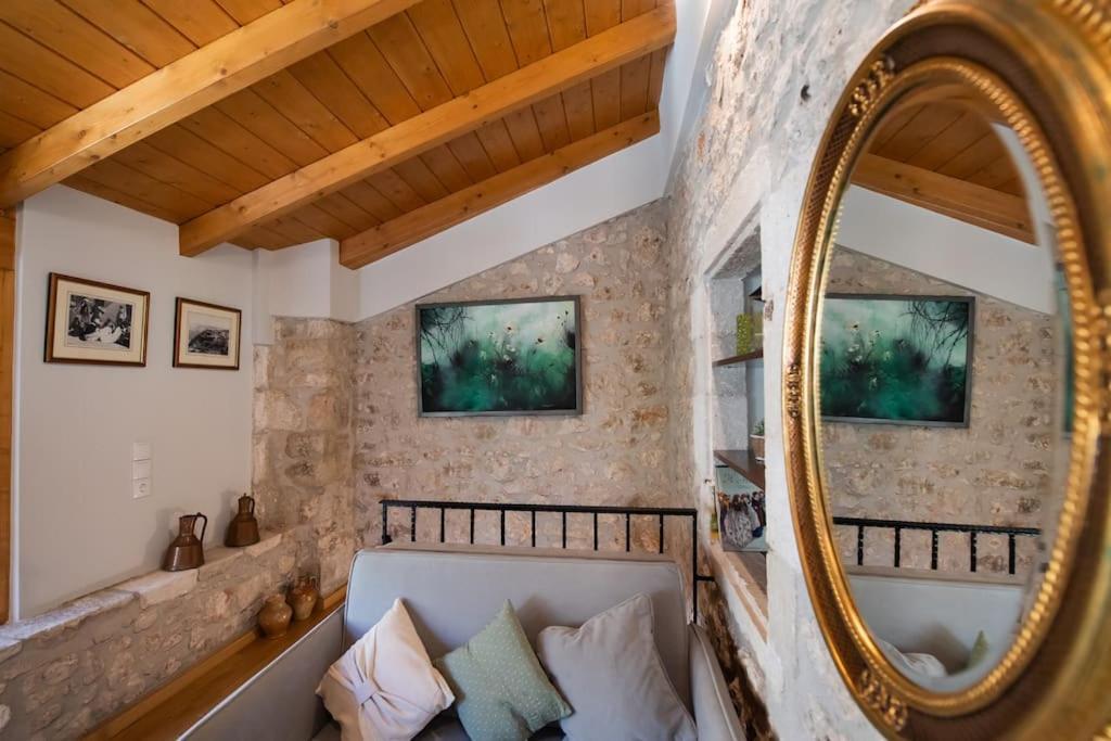 Kariá La Casa Di Bella A Tradional Stone House With Barbecueヴィラ エクステリア 写真
