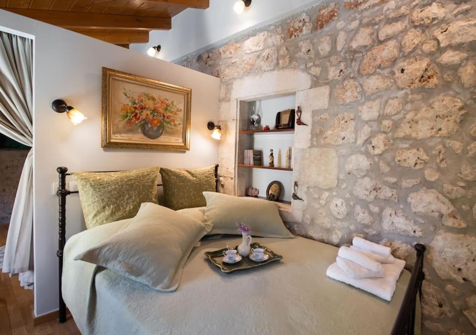 Kariá La Casa Di Bella A Tradional Stone House With Barbecueヴィラ エクステリア 写真