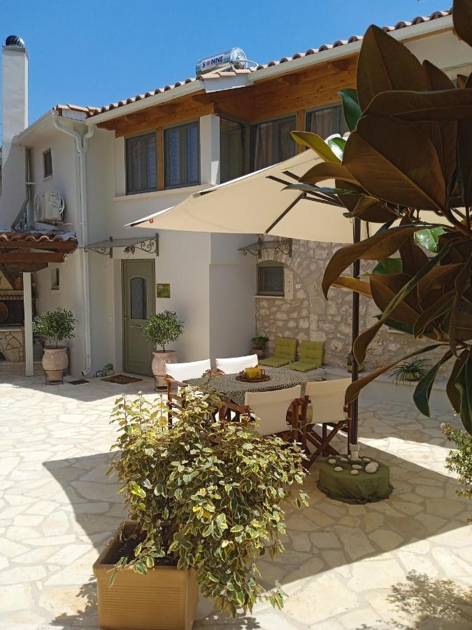 Kariá La Casa Di Bella A Tradional Stone House With Barbecueヴィラ エクステリア 写真